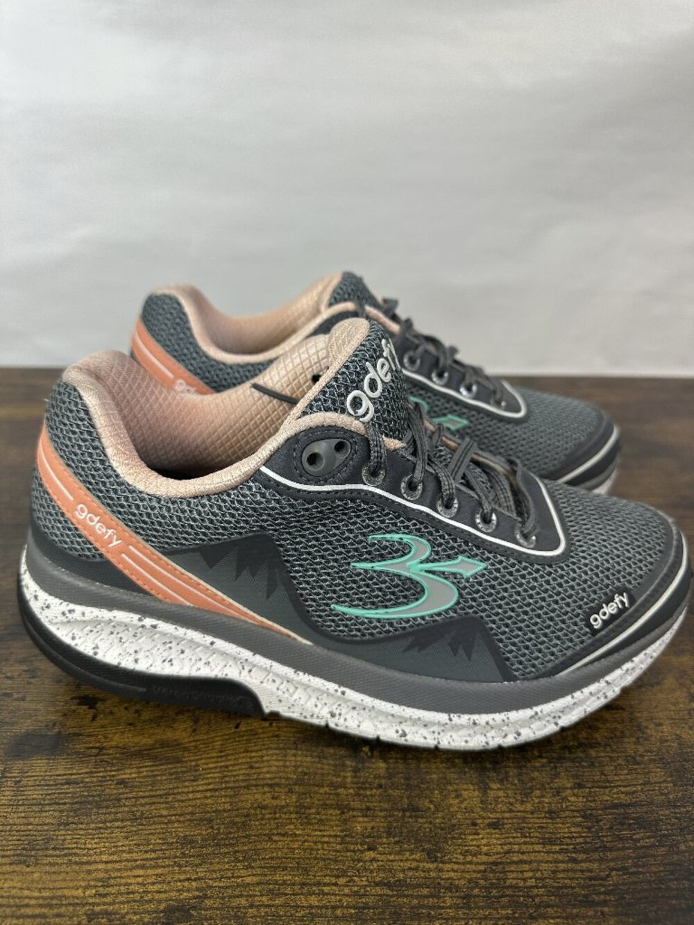 Gravity Defyer G-defy Orthopedic Walking Sneakers Women's Size 8 Shoes Gray Pink - Picture 1 of 16